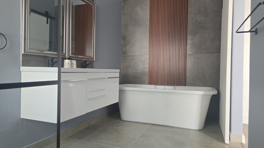 3 Bedroom Property for Sale in Shelley Point Western Cape